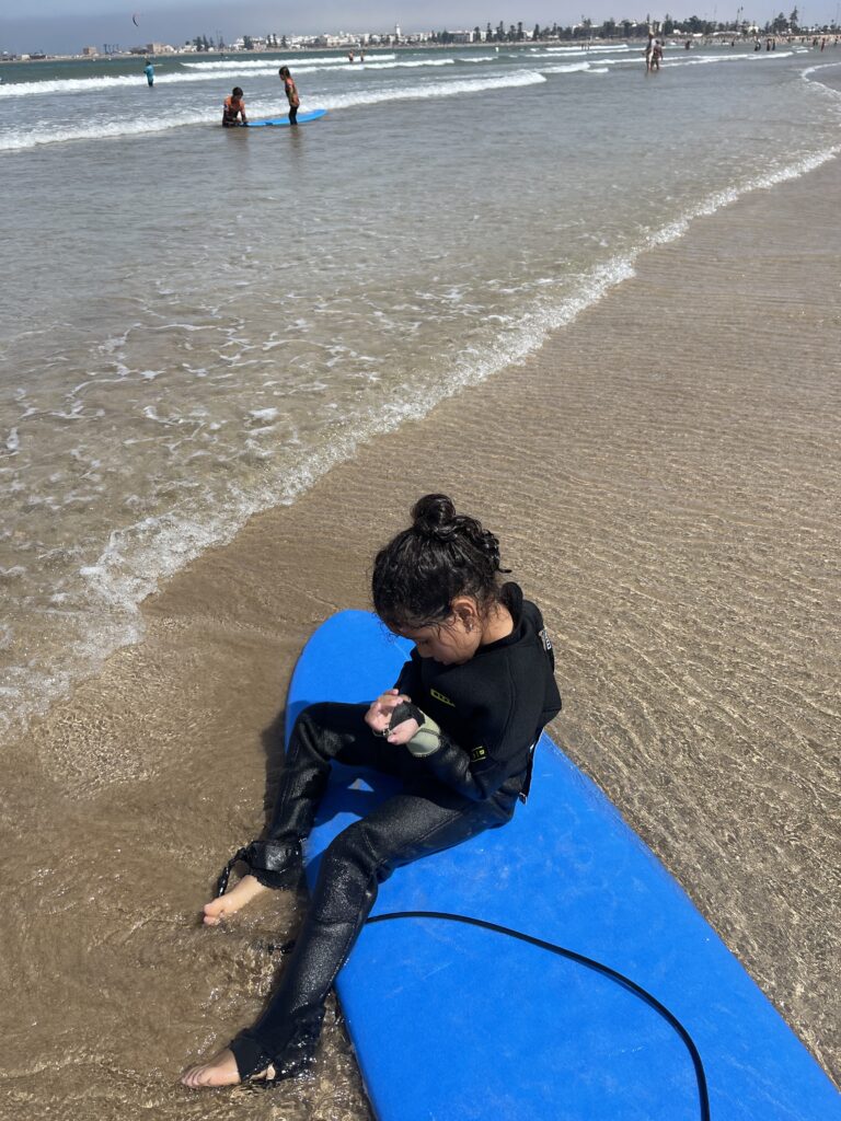 Surfing vibe in essaouira with Kitetripping